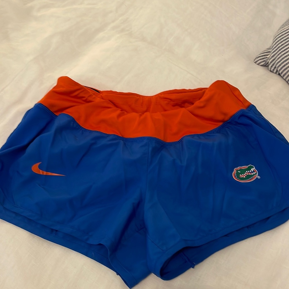 Women’s University of Florida Gators Nike DRI-FIT Shorts Size S